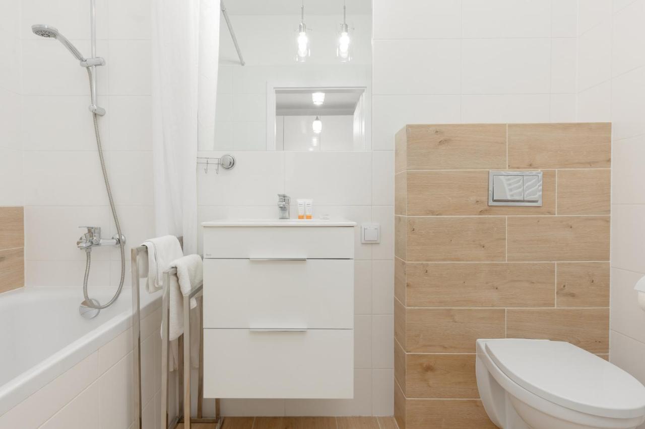 Apartment With Ac Warsaw Mokotow Business Centre By Noclegi Renters Eksteriør bilde