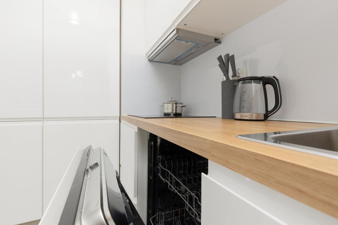 Apartment With Ac Warsaw Mokotow Business Centre By Noclegi Renters Eksteriør bilde
